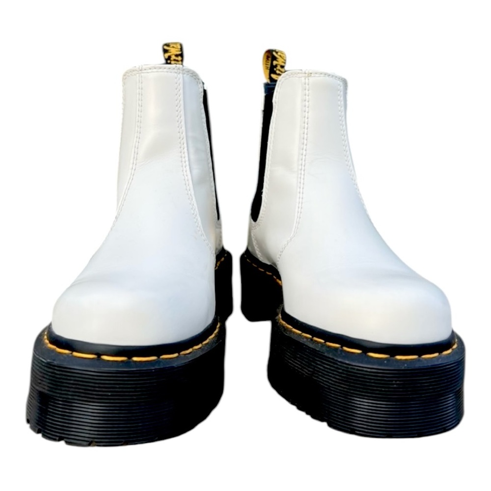 Dr. Martens 2976 Quad Platform Chelsea Boots Women’s 7 US